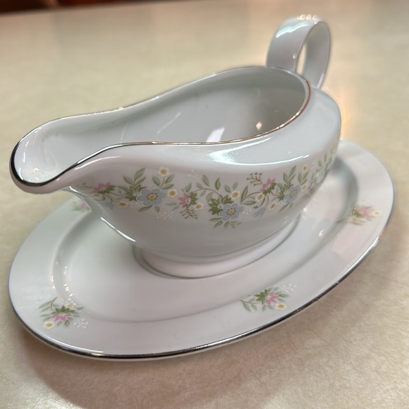 Johann Haviland Bavaria Germany Forever Spring Gravy Boat & Underplate Hosting - Picture 5 of 5